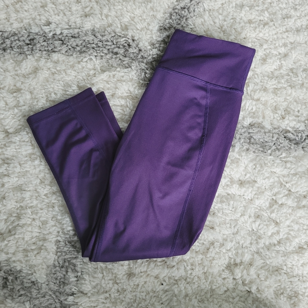 Purple Cropped Leggings | Size Small | tek gear - Picture 2 of 7